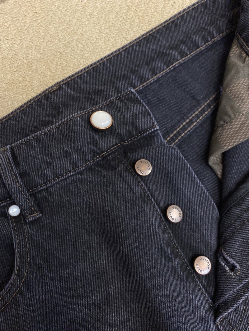 l0vis Vvtt0n jeans